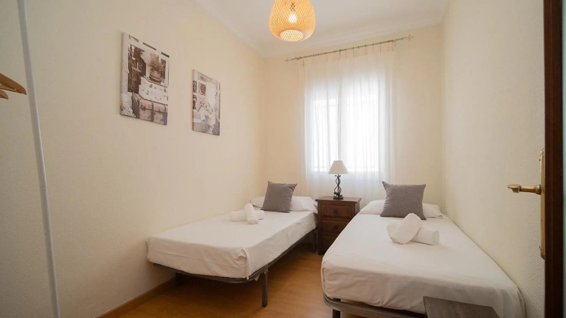 Sibssanlucar Reina Del Centro - Parking Apartment Sanlucar de Barrameda