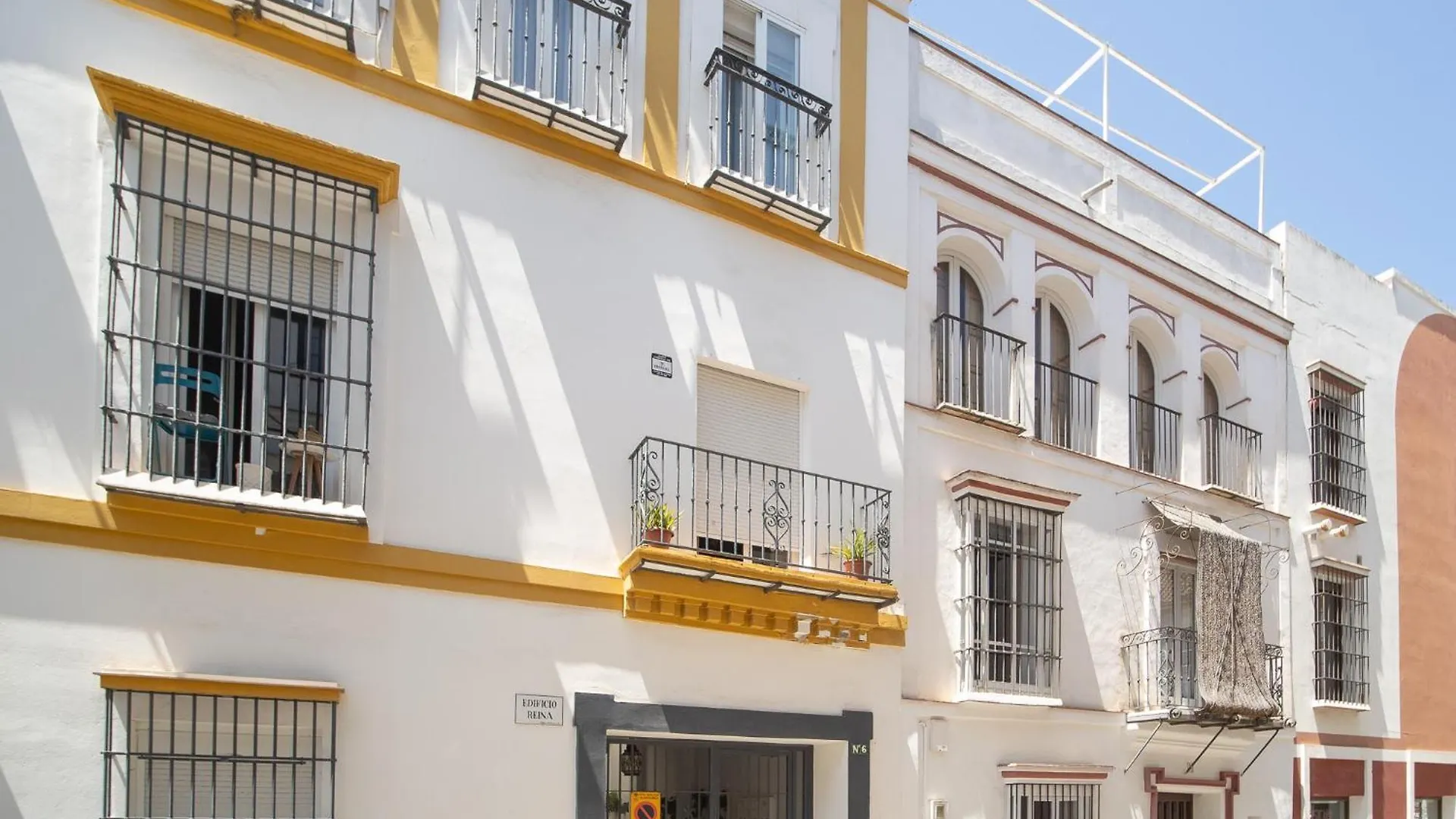 Sibssanlucar Reina Del Centro - Parking Apartment Sanlucar de Barrameda