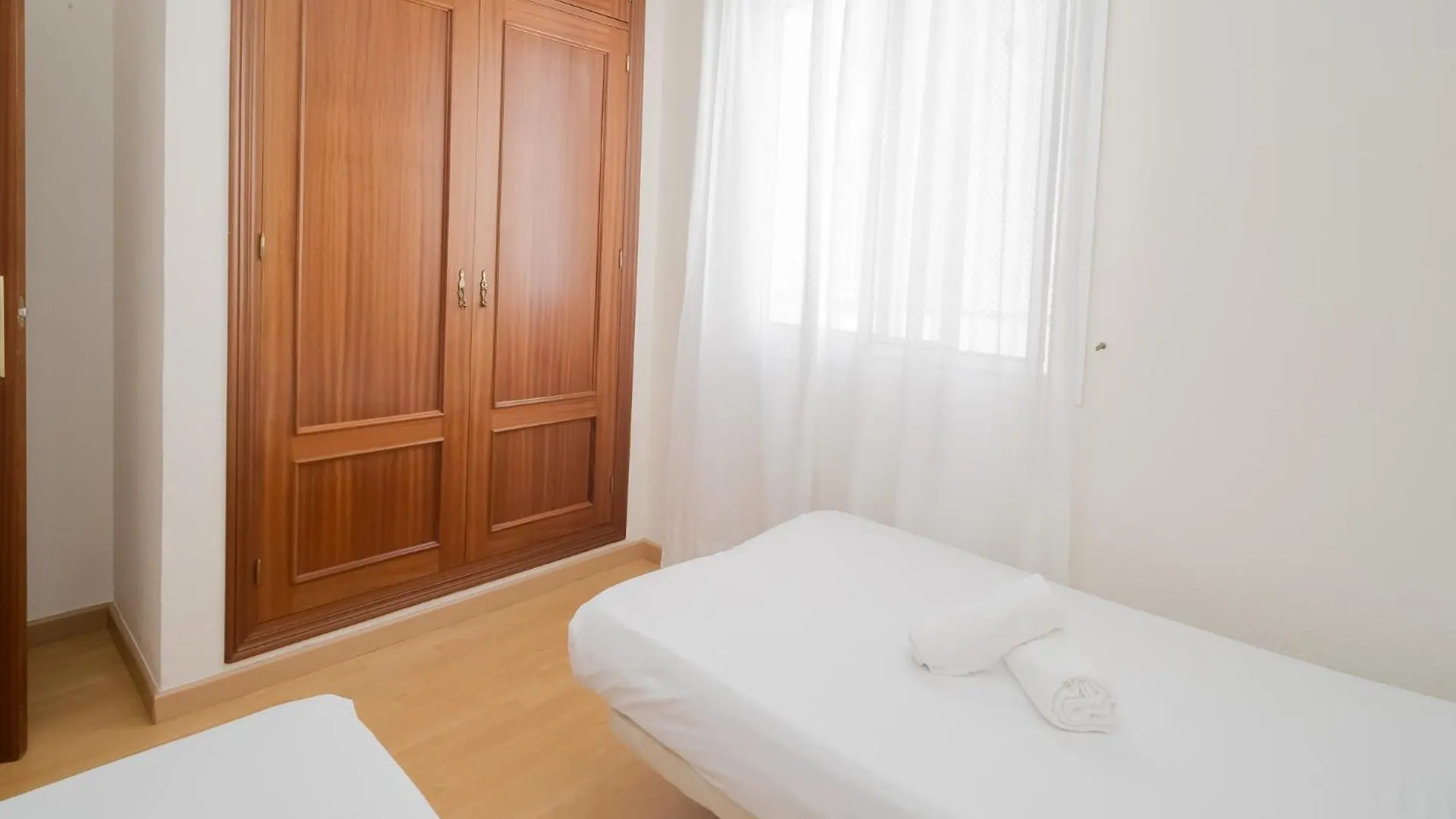 Sibssanlucar Reina Del Centro - Parking Apartment Sanlucar de Barrameda