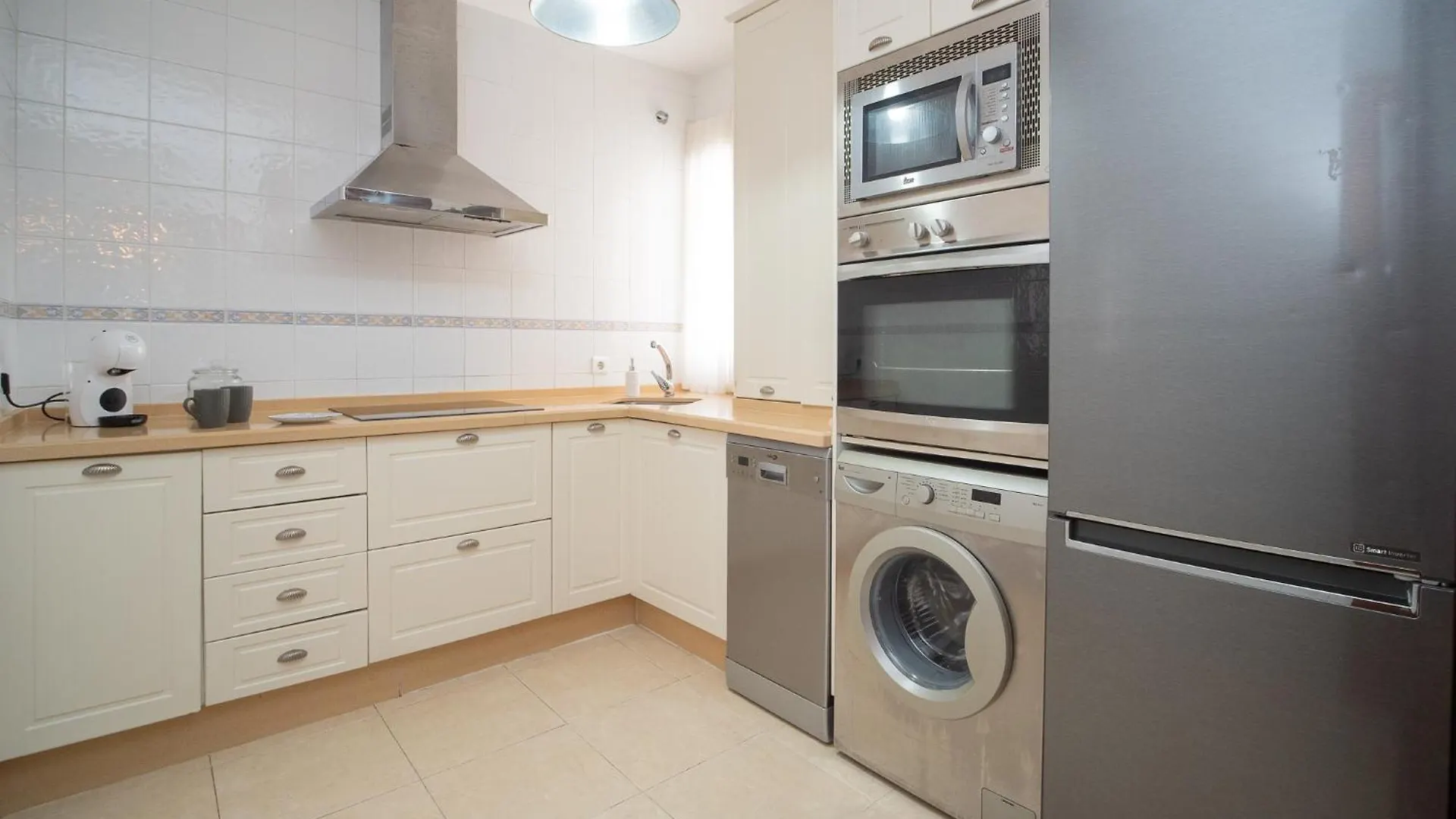 Apartamento Sibssanlucar Reina Del Centro - Parking Sanlúcar de Barrameda España